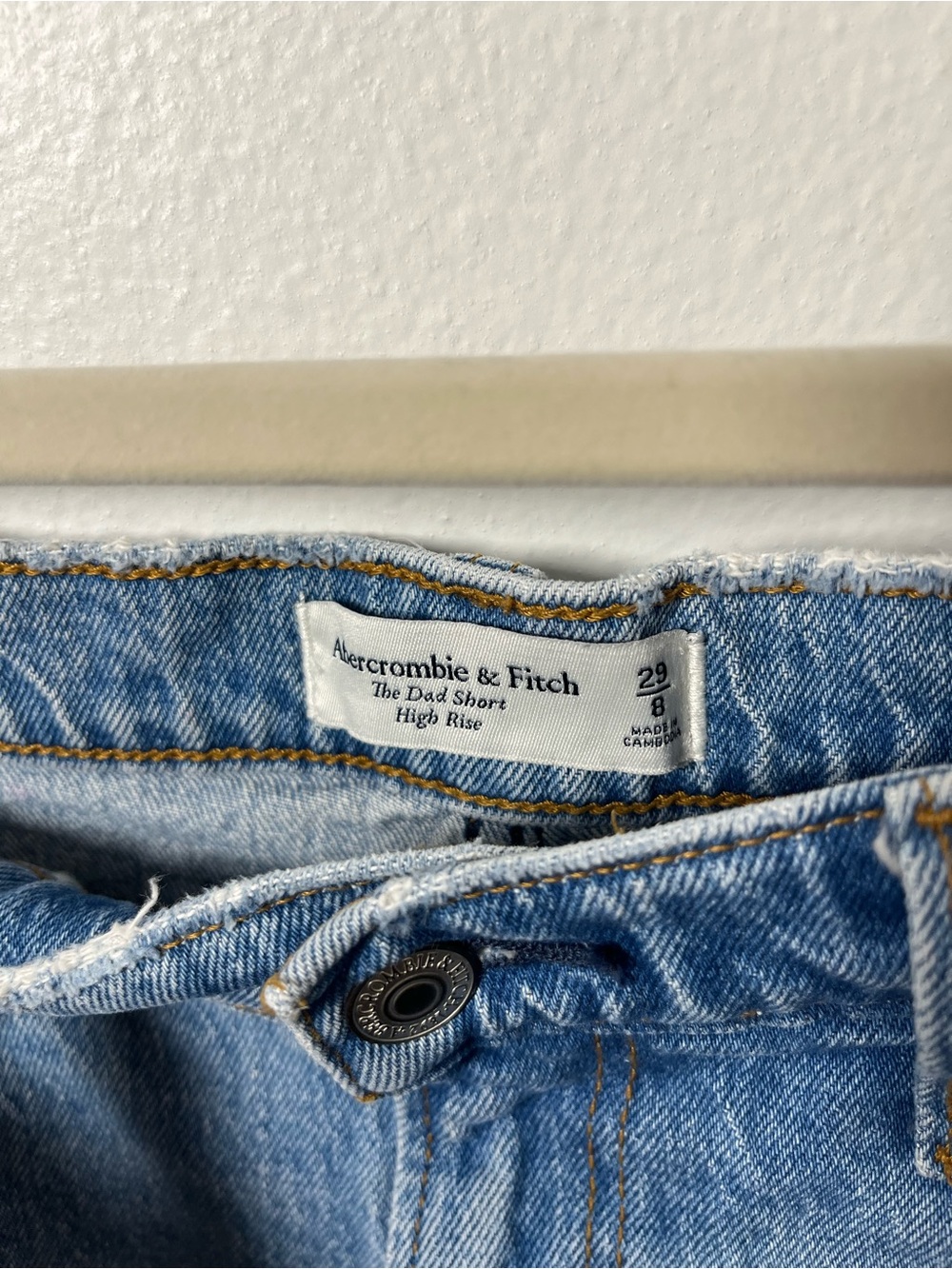 Abercrombie & Fitch SIZE 29/8 Light Blue Denim Frayed Hem Shorts 4 1/2” inseam - Picture 3 of 9